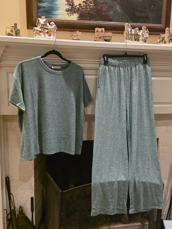 Zenana Outfitters Pants - Zenana Outfitters Heathered Green Two-Piece Set